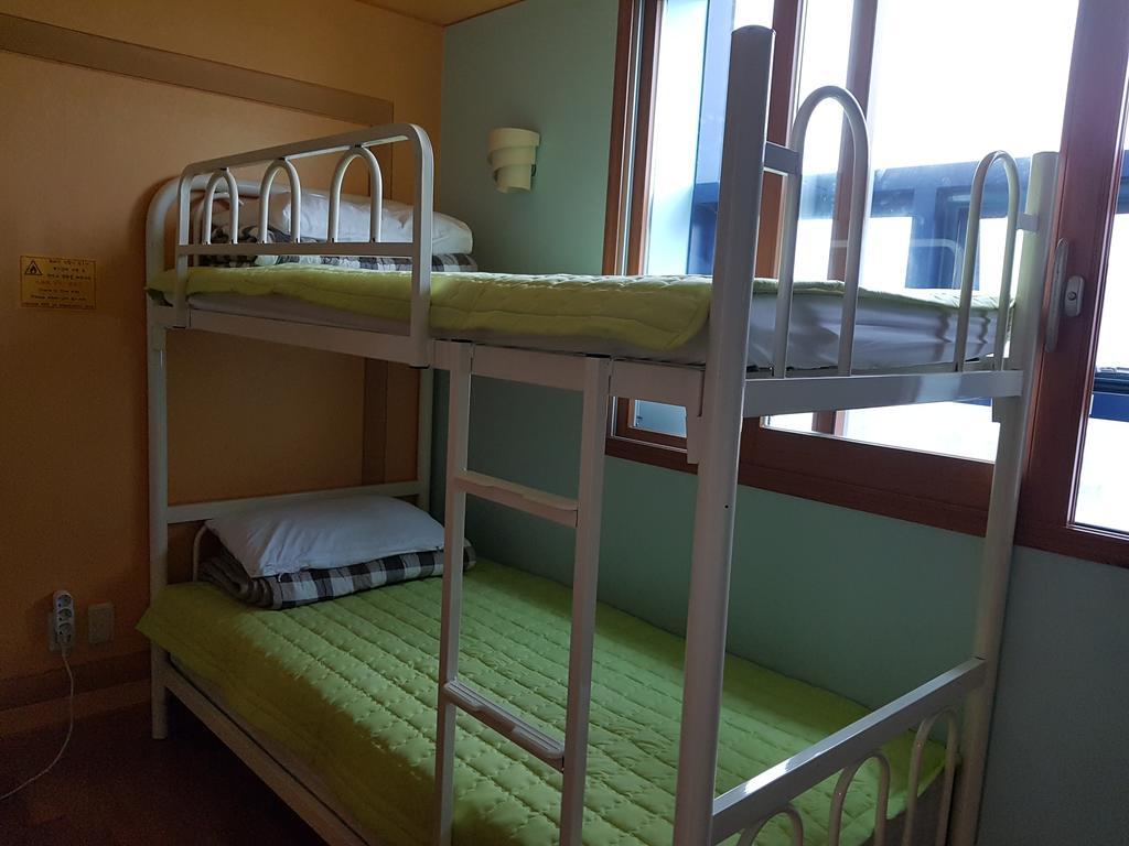Hostel Lyndon Čedžu Exteriér fotografie