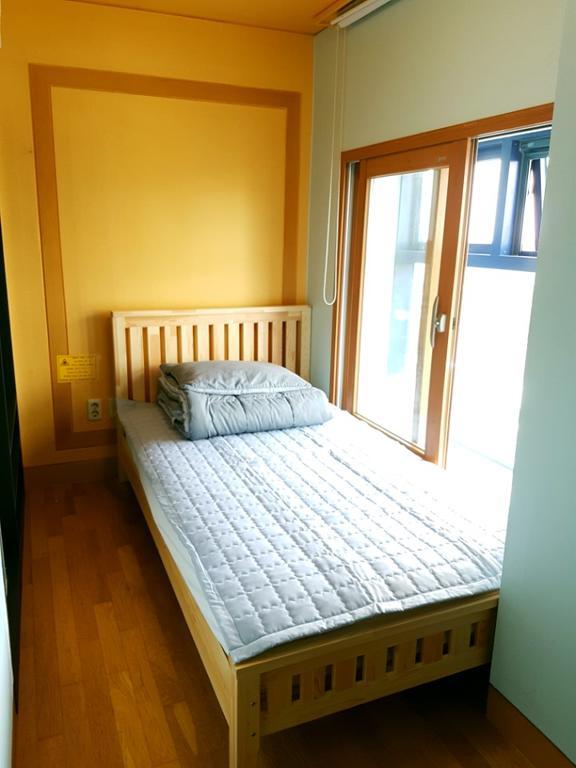 Hostel Lyndon Čedžu Exteriér fotografie
