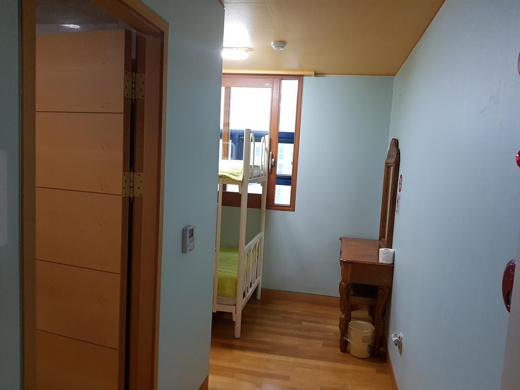 Hostel Lyndon Čedžu Pokoj fotografie